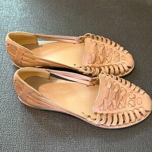 Nisolo Huarache Flat Size 7.5 Almond